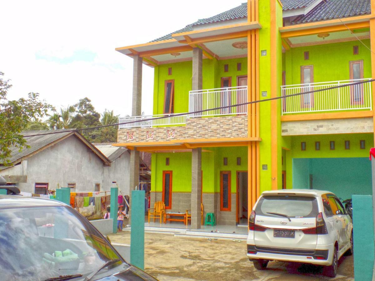 Osingvacation Bed & Breakfast Tamansuruh Exterior photo